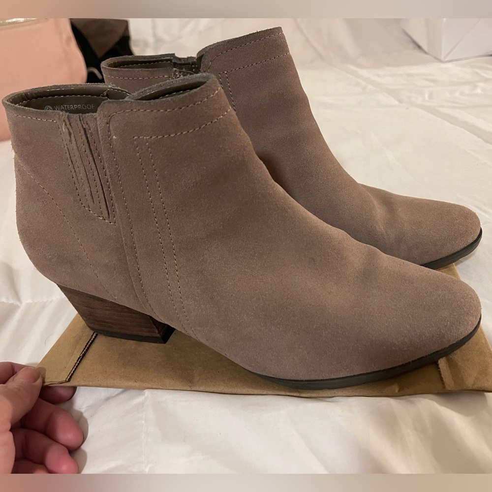 Blondo Villa waterproof leather bootie